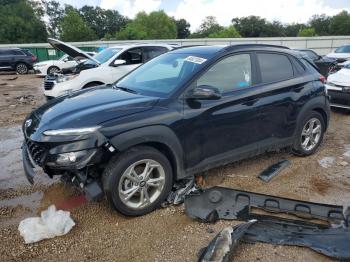  Salvage Hyundai KONA