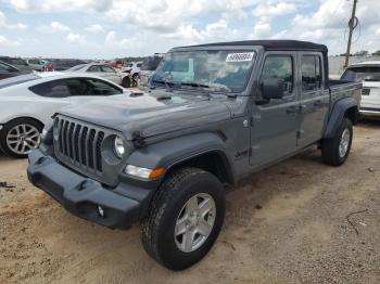  Salvage Jeep Gladiator