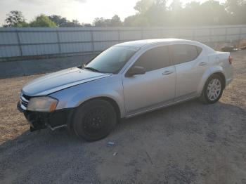  Salvage Dodge Avenger