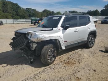  Salvage Jeep Renegade