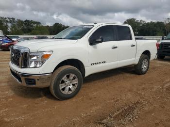  Salvage Nissan Titan