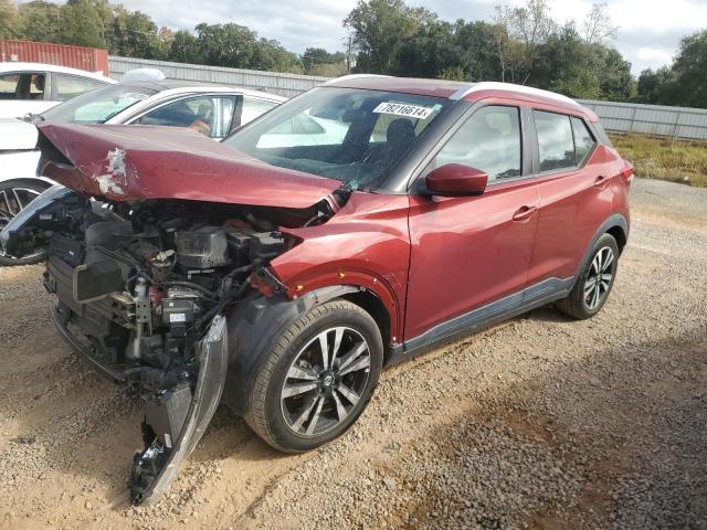  Salvage Nissan Kicks