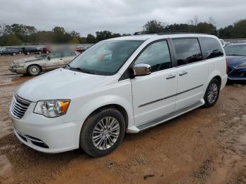  Salvage Chrysler Minivan