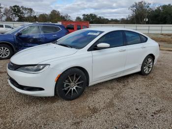  Salvage Chrysler 200