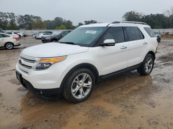  Salvage Ford Explorer