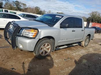  Salvage Nissan Titan