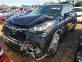  Salvage Toyota Highlander