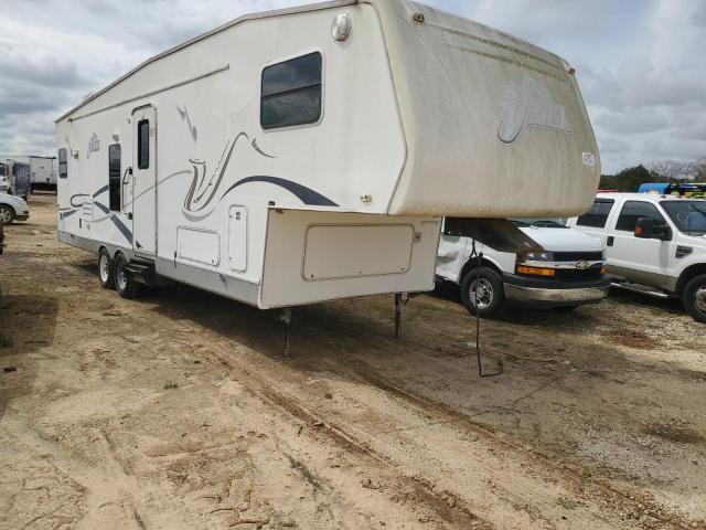  Salvage Thor 5th Wheel