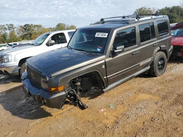  Salvage Jeep Commander