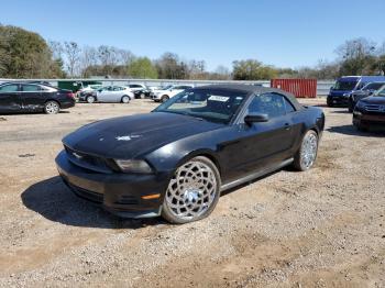  Salvage Ford Mustang