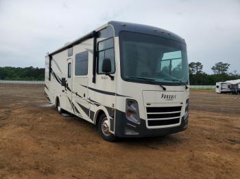  Salvage Coachmen Motor Home
