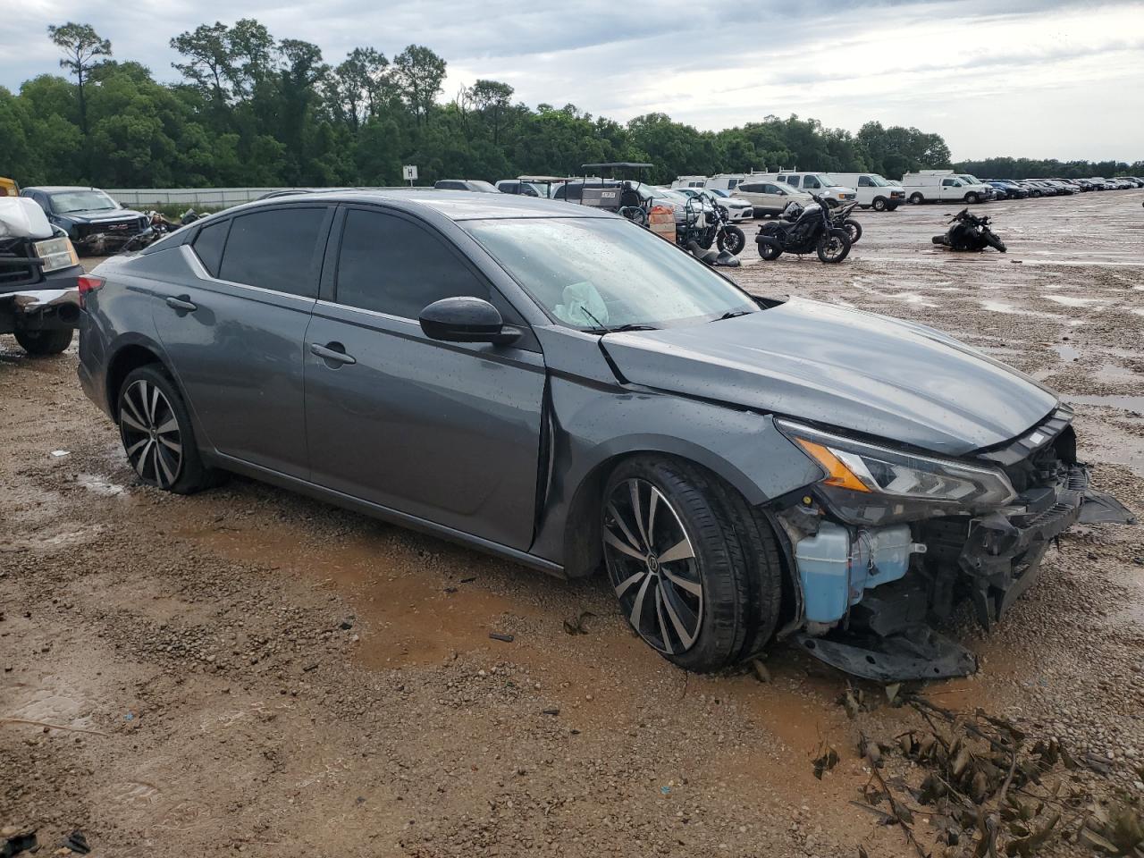 Nissan Altima Sr Image 3