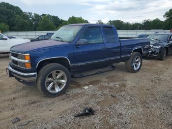  Salvage Chevrolet Gmt