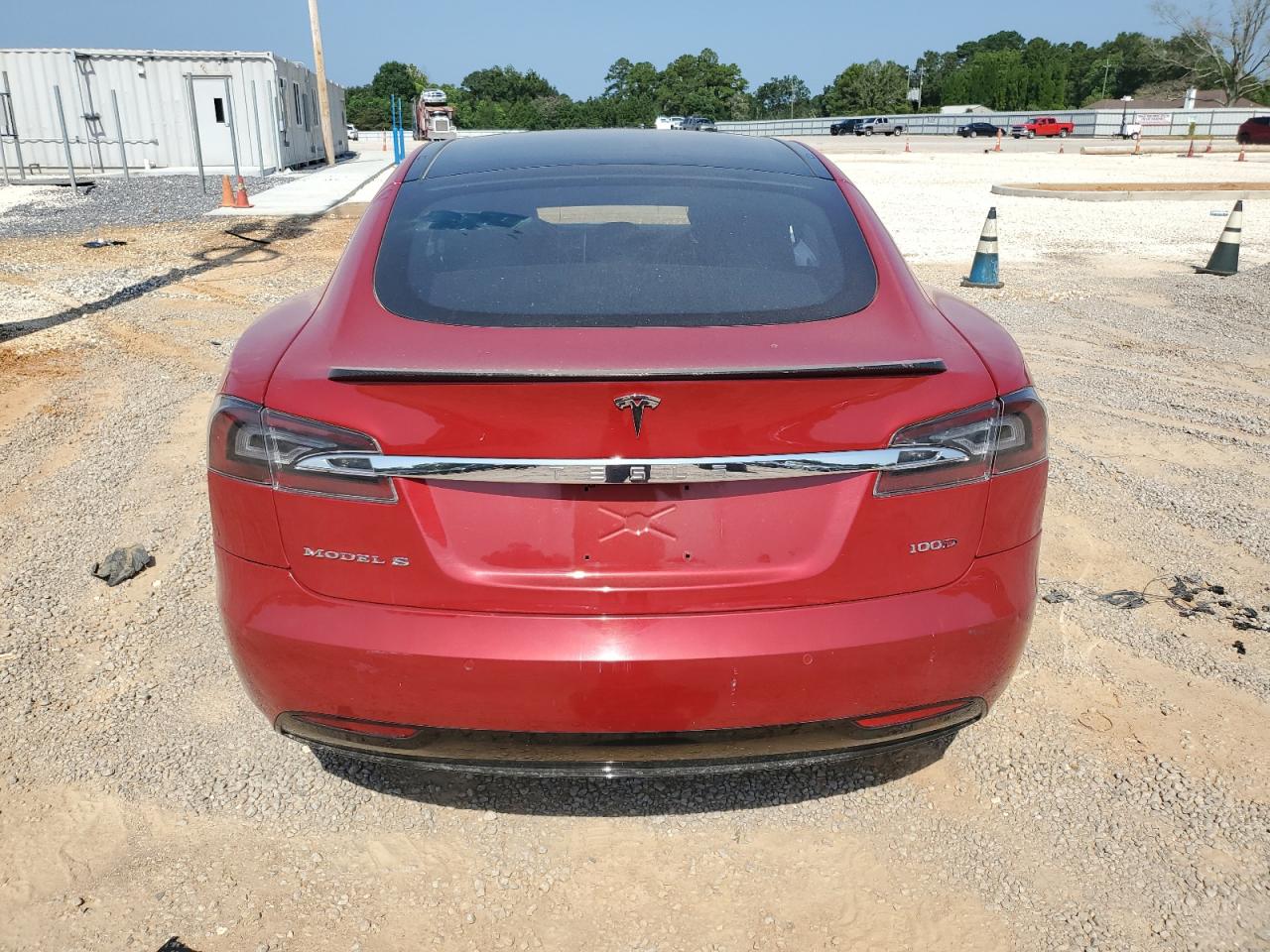 Tesla Model S Image 4