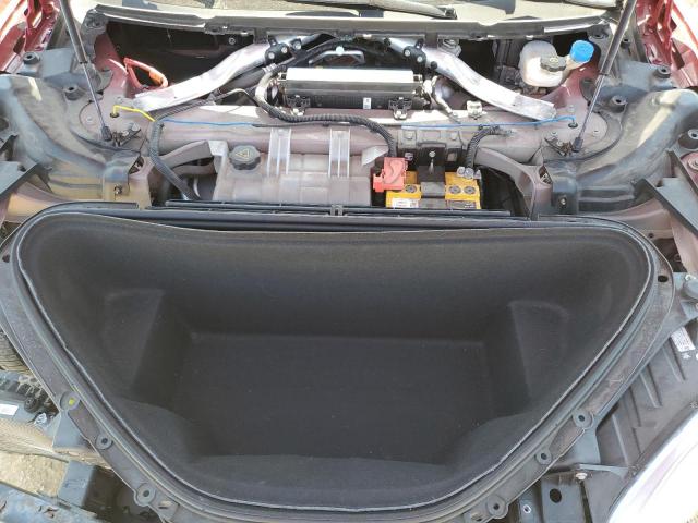 Tesla Model S Image 12