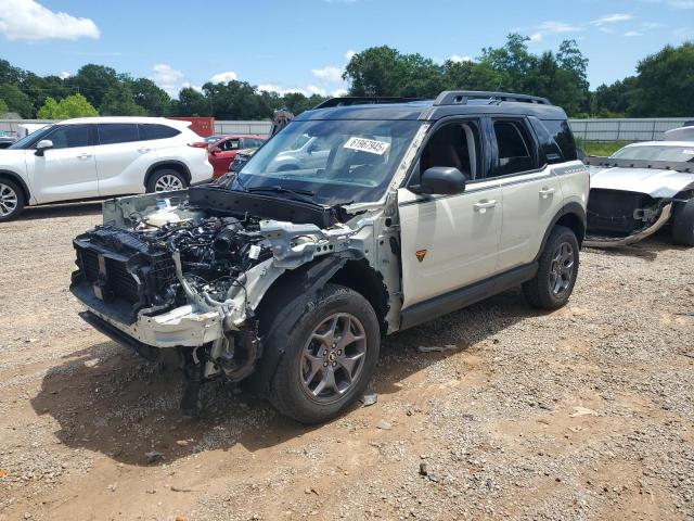  Salvage Ford Bronco
