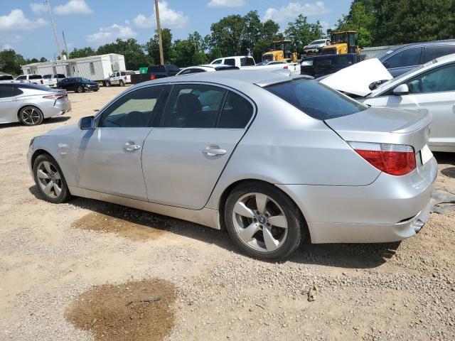 BMW 5 Series I Image 6