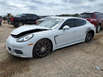  Salvage Porsche Panamera
