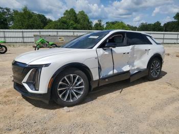  Salvage Cadillac Lyriq Spor
