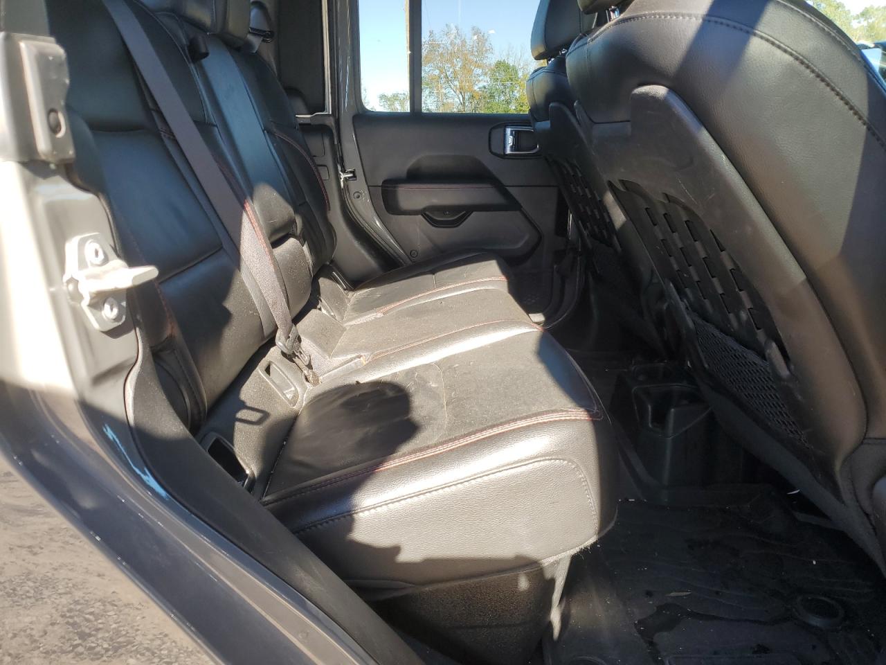 Jeep Gladiator Rubicon Image 8