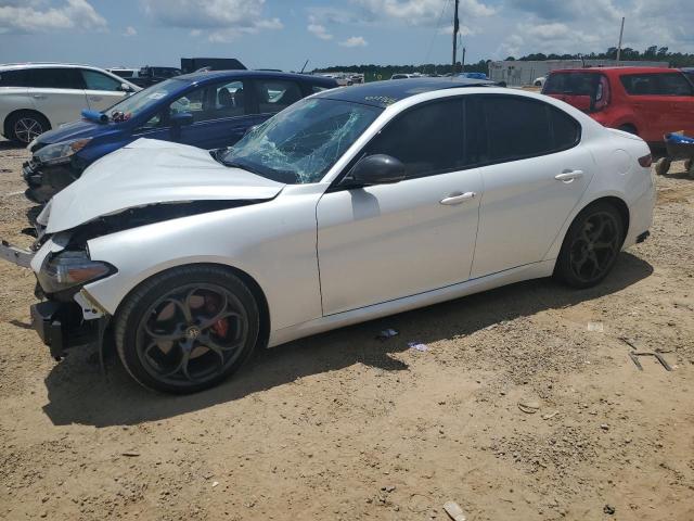  Salvage Alfa Romeo Giulia