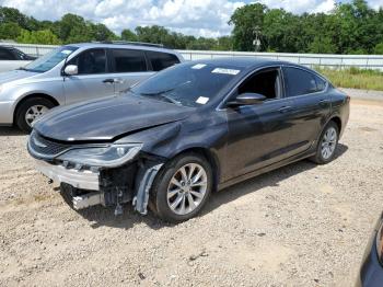  Salvage Chrysler 200