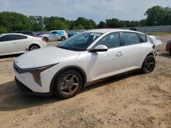  Salvage Kia K4 Lx