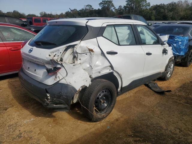 Nissan Kicks S Image 2