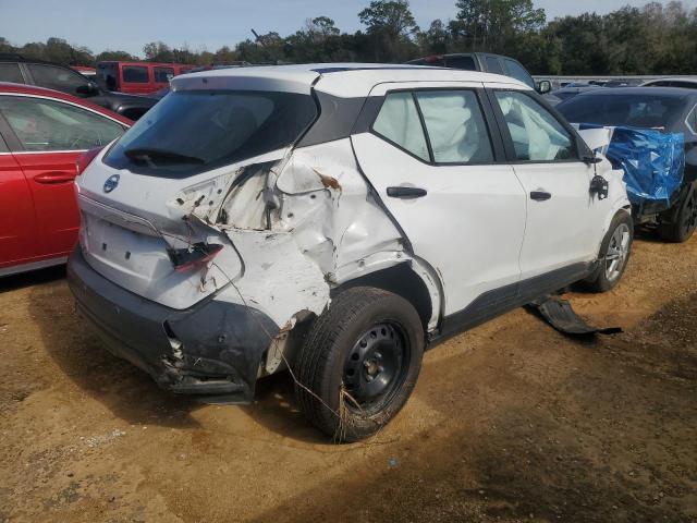 Nissan Kicks S Image 2