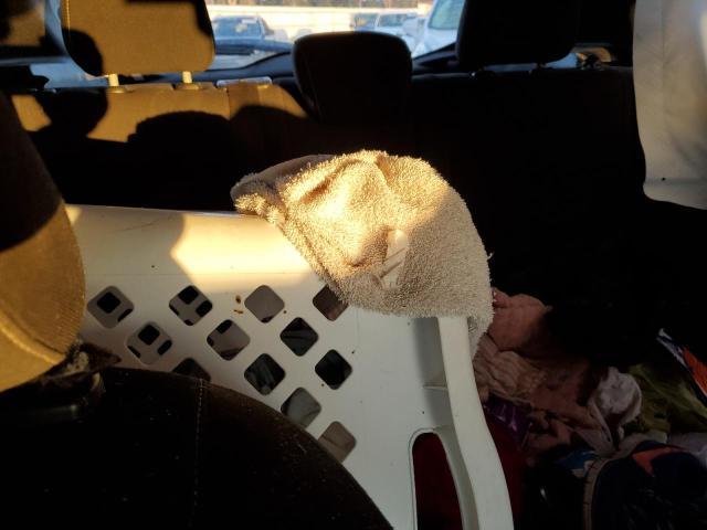 Nissan Kicks S Image 6