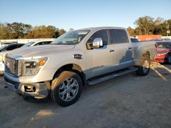  Salvage Nissan Titan