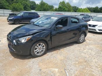  Salvage Toyota Yaris