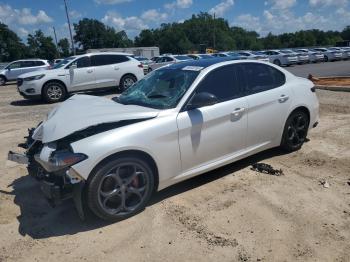  Salvage Alfa Romeo Giulia