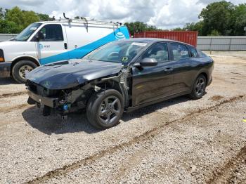  Salvage Kia K4 Lx