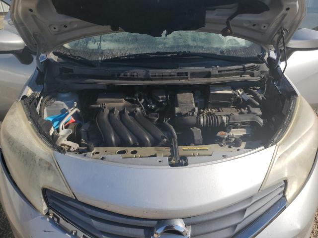 Nissan Versa S Image 9