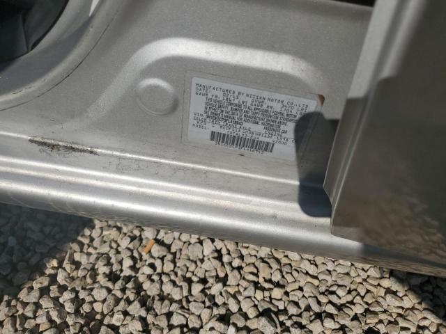 Nissan Versa S Image 12