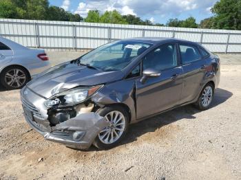  Salvage Ford Fiesta