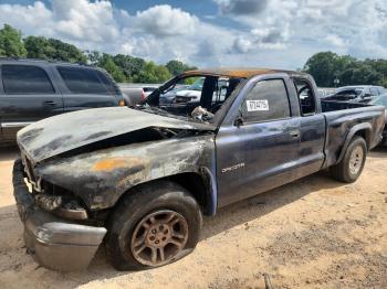  Salvage Dodge Dakota