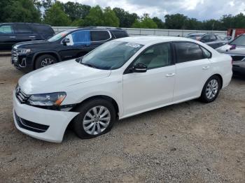  Salvage Volkswagen Passat