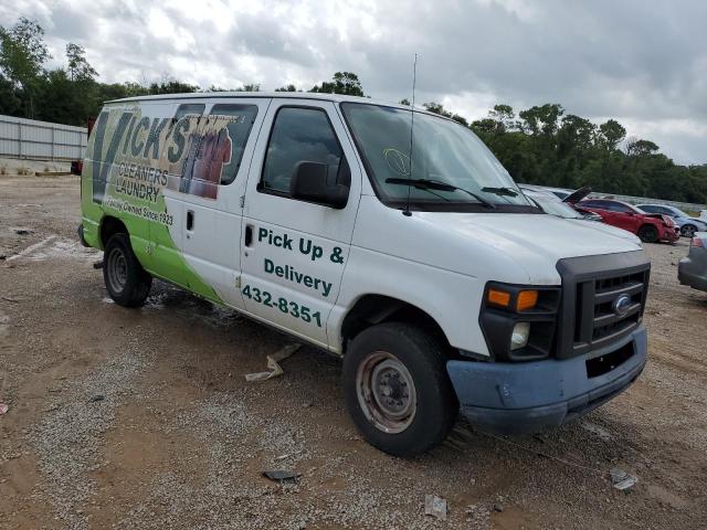 Ford Econoline E150 Van Image 5