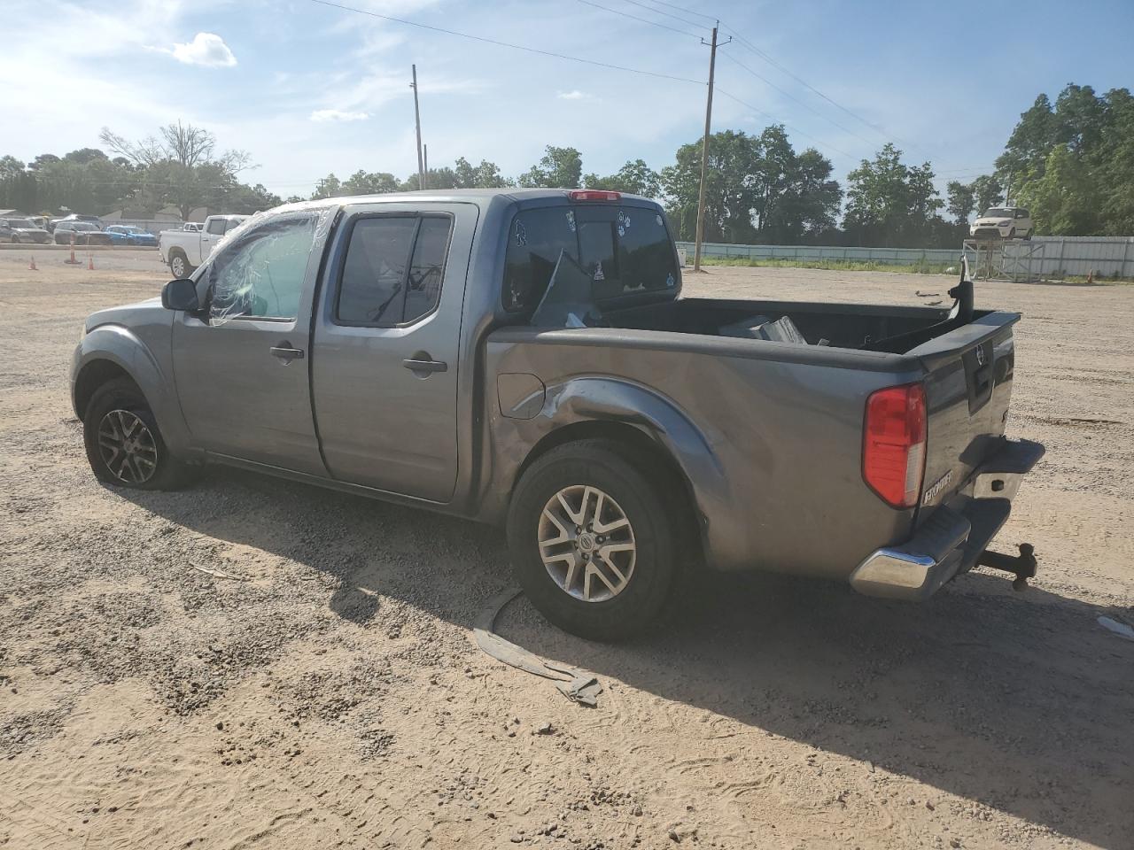 Nissan Frontier S Image 2