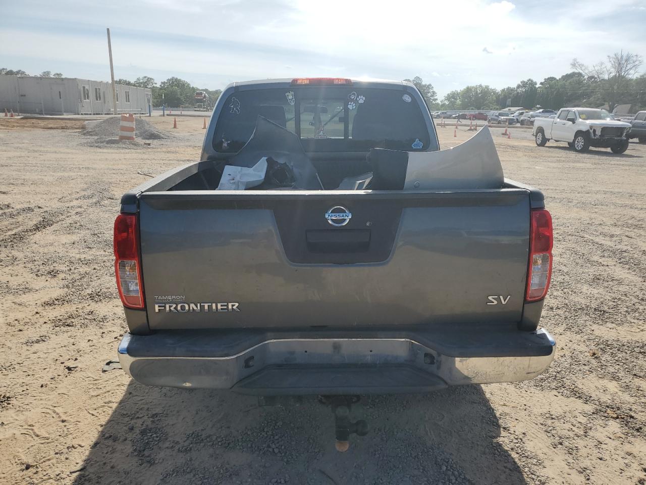 Nissan Frontier S Image 6