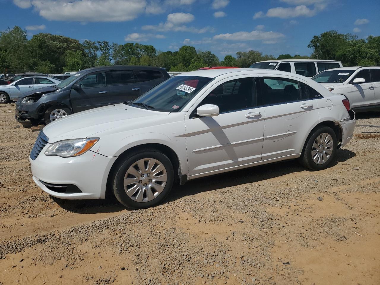 Chrysler 200 Lx Image 1