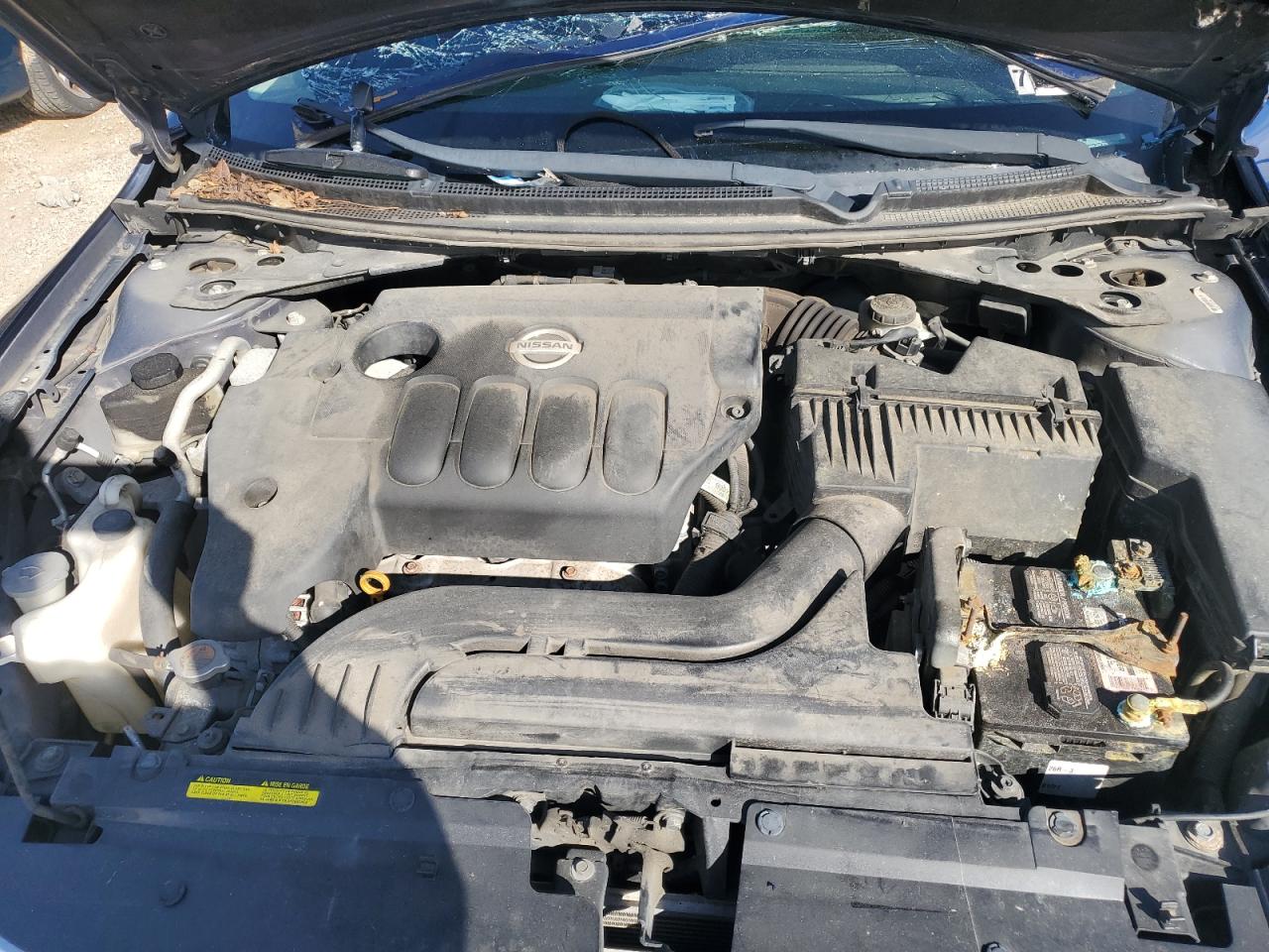 Nissan Altima Base Image 8