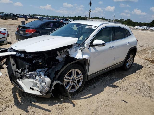  Salvage Mercedes-Benz GLA