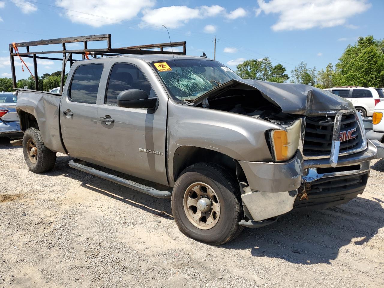 GMC Sierra C2500 Heavy Duty Image 2