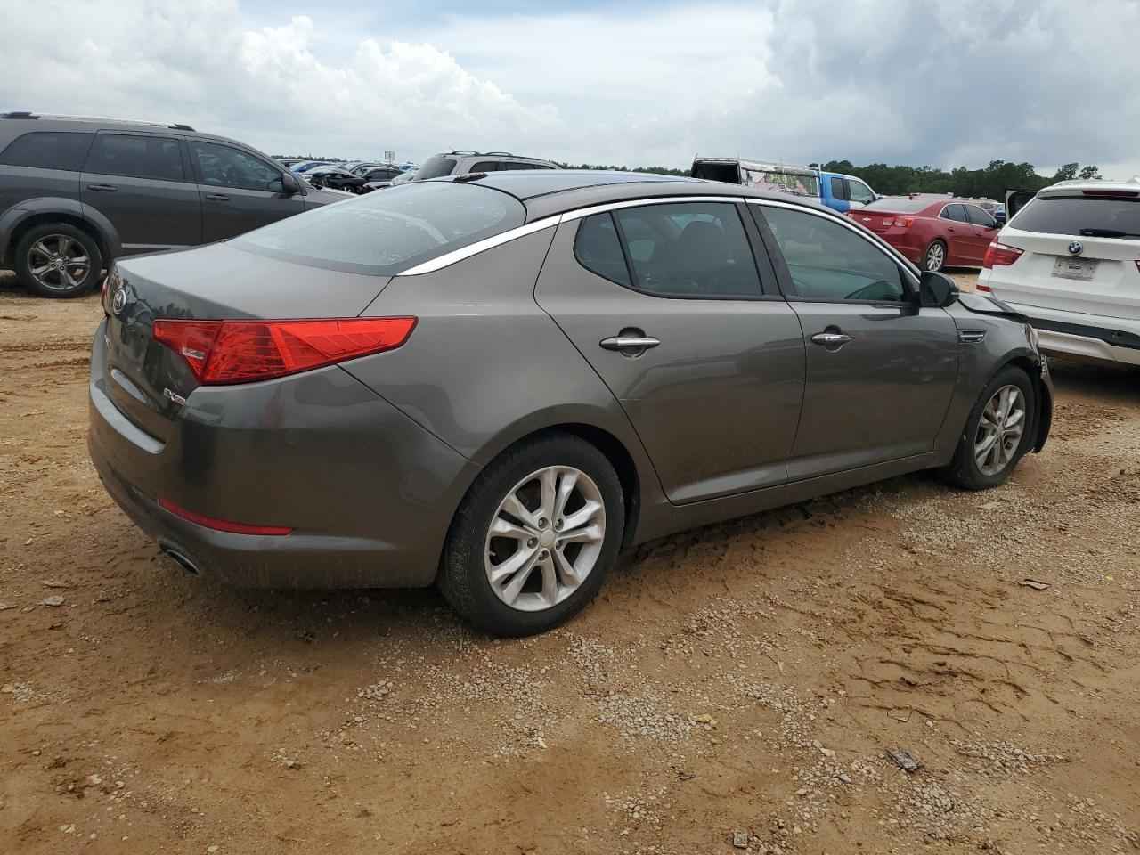 Kia Optima Ex Image 9
