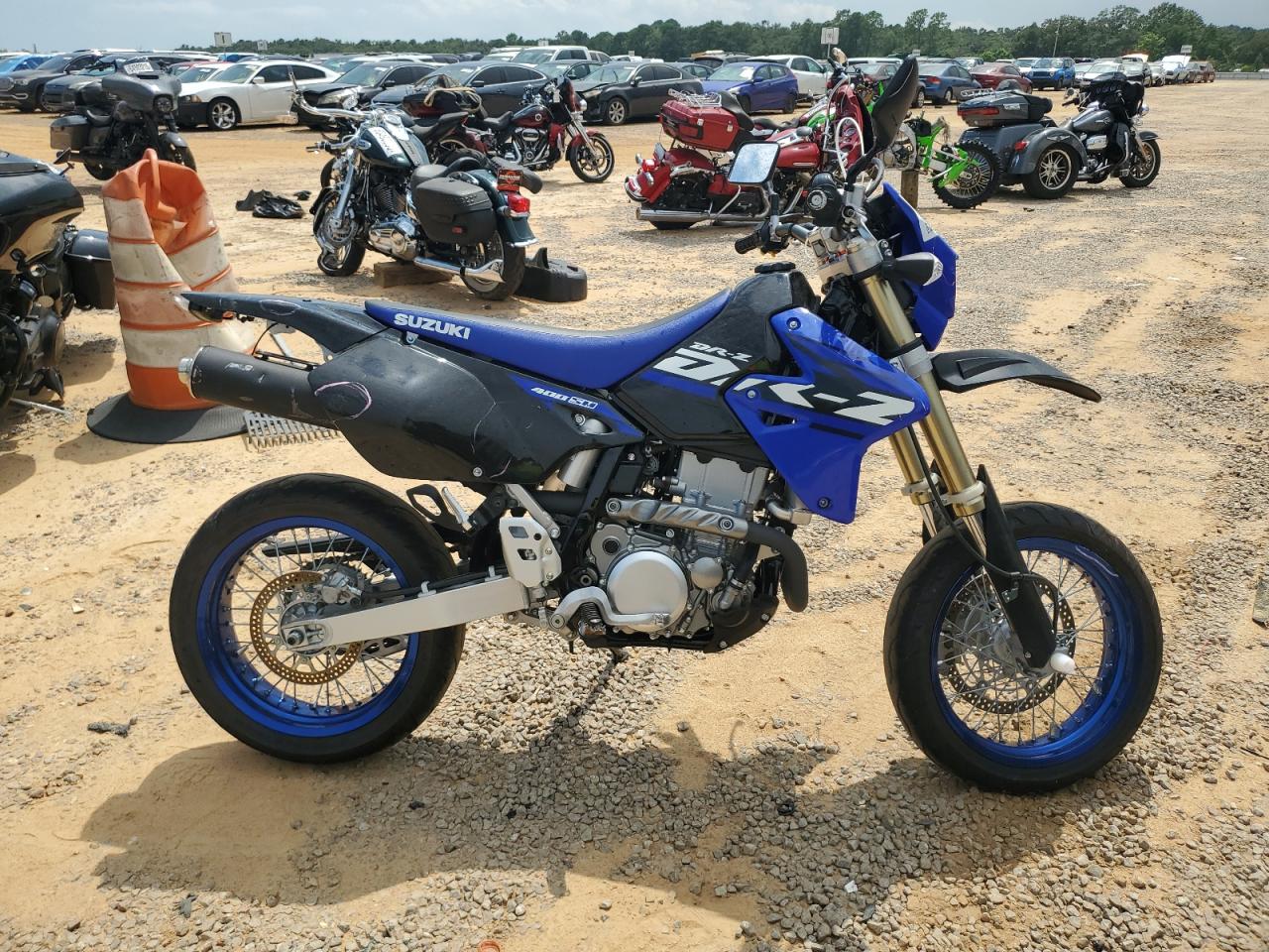 Suzuki Dirtbike Sm Image 1