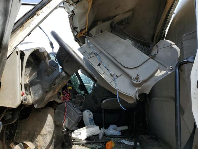 International 4300 4300 Image 8