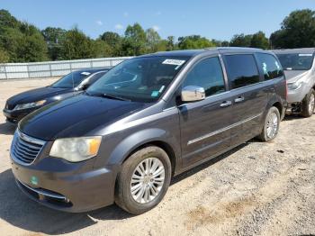  Salvage Chrysler Minivan